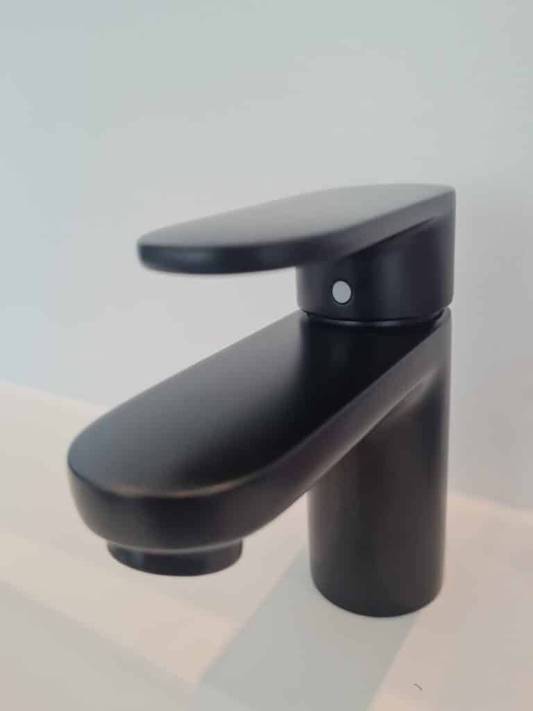 Rengøringsfirma til afkalkning af vandhane